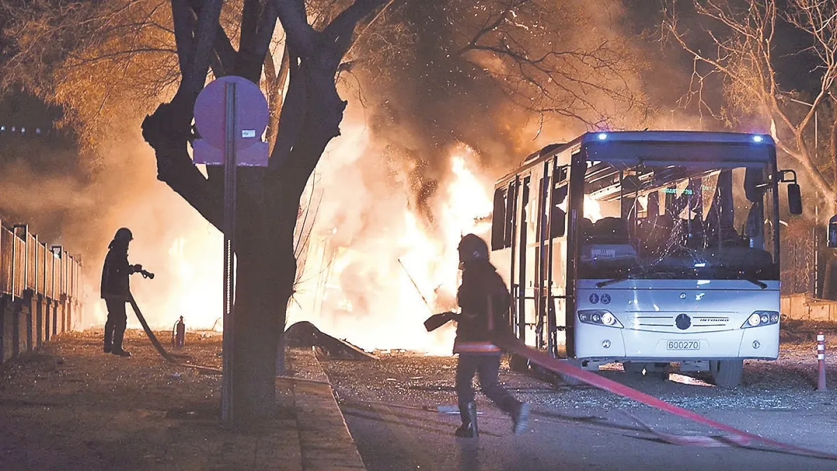 AYM'den kelepçeli muayene kararı: Muharrem Canikli'ye ihlal