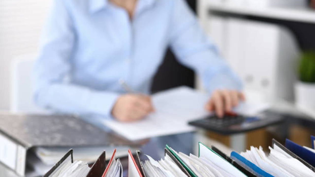 AYM'den kıdem hakkı kararı: 2 gün kala işten çıkarılan bankacıya hak ihlali