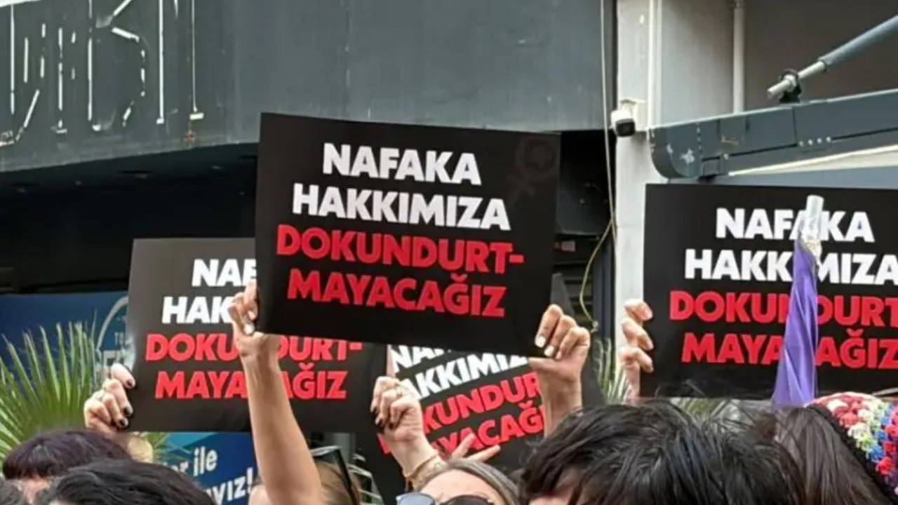 AYM'nin Nafaka Kararına Kadın Örgütlerinden Sert Tepki
