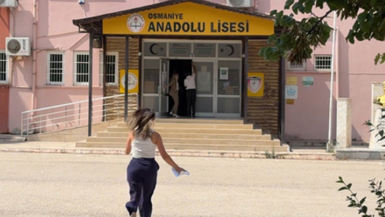 AYT sınavına geç kalan öğrenciye okul kapısı açılmadı: Rümeysa İşçi'den şikayet
