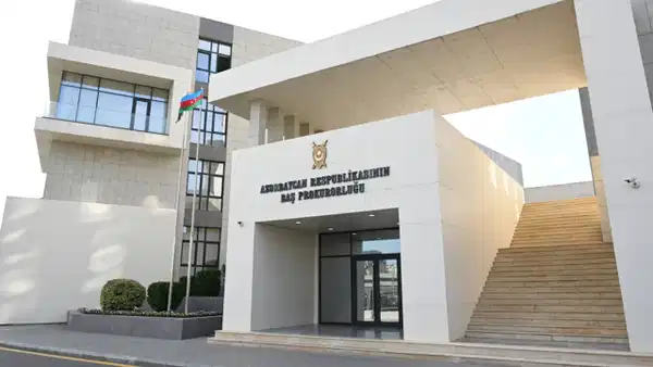 Azerbaycan'dan 7 Türk Hakkında Gıyabi Tutuklama Kararı