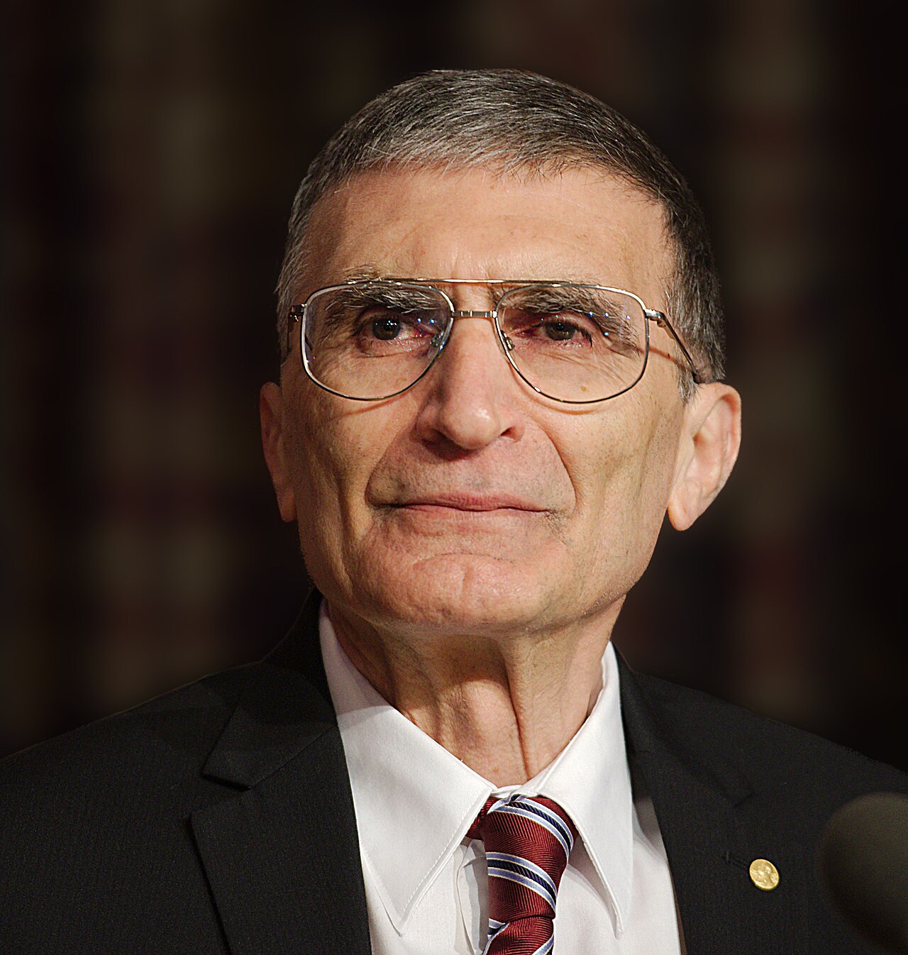 Aziz Sancar Diyarbakır'da beyin kanseri çalışmasını anlattı