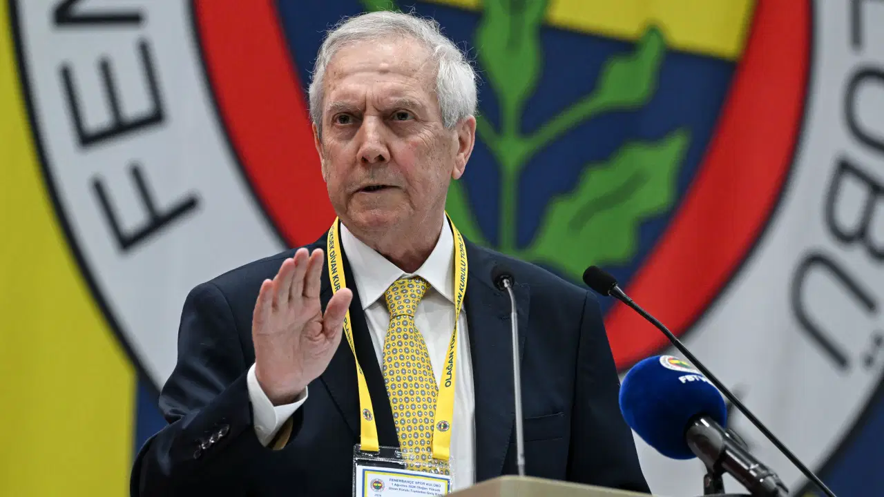 Aziz Yıldırım'dan Derbi Sonrası Flaş Açıklama: Ligleri 1 Yıl Erteleyin
