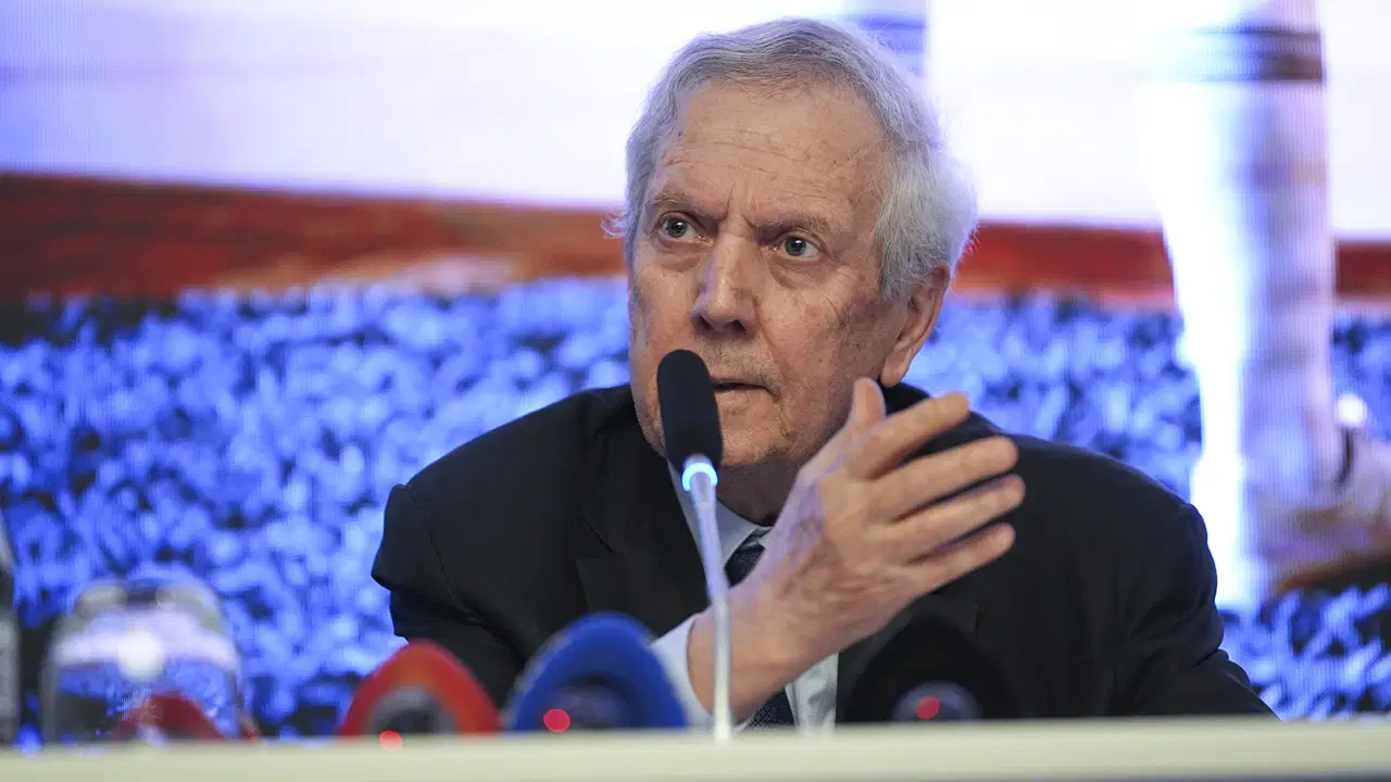 Aziz Yıldırım: Fenerbahçe hayallerle değil gerçeklerle yönetilmeli