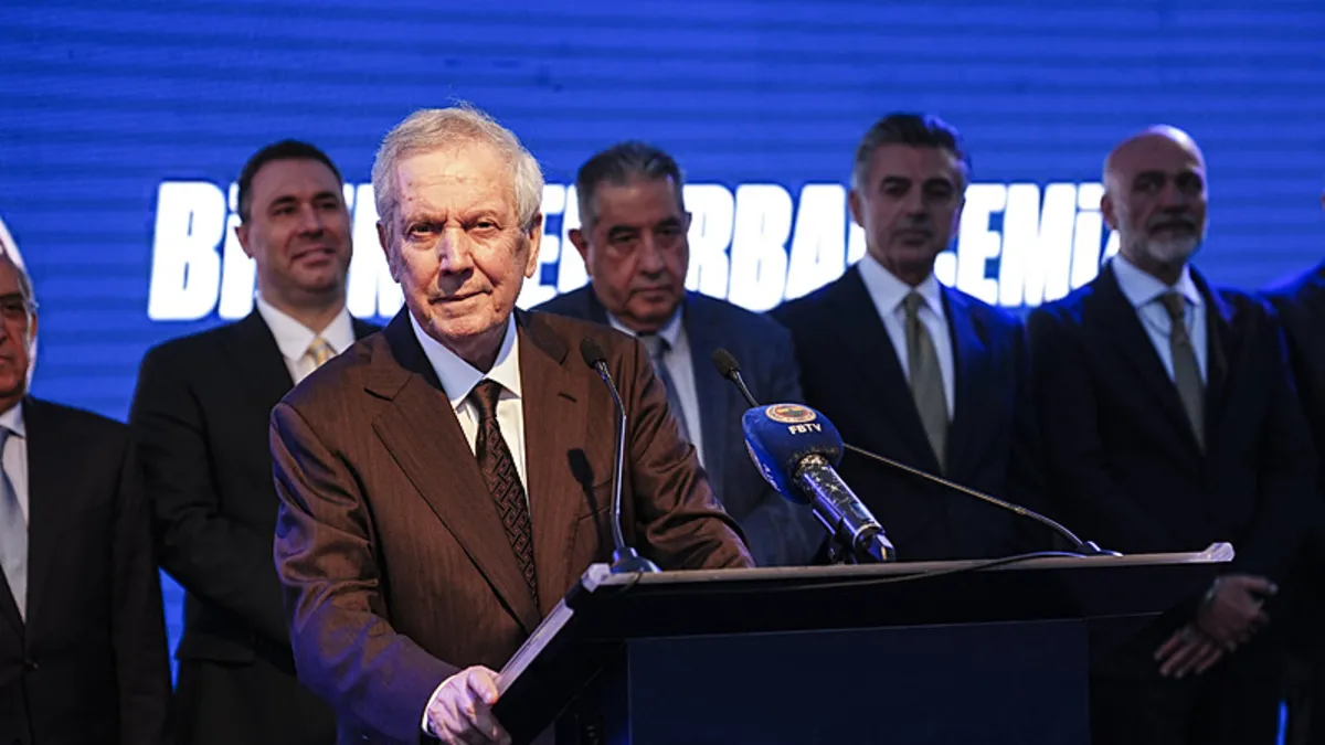 Aziz Yıldırım'dan Hakan Safi ve Ali Koç'a birlik çağrısı