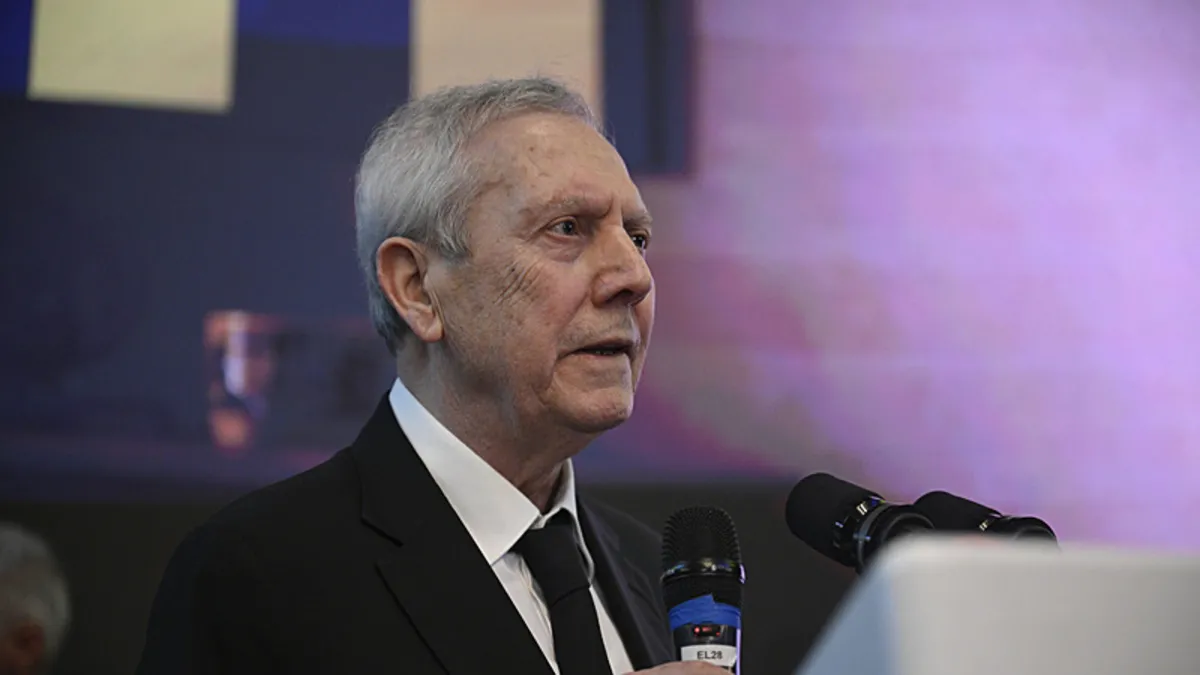 Aziz Yıldırım: Özlenen günlere yürümenin vakti gelmiştir
