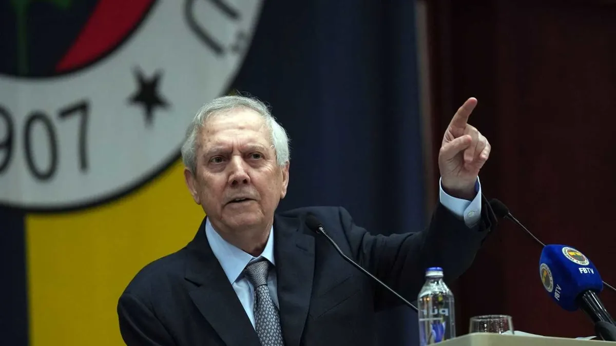 Aziz Yıldırım'dan transfer sinyali: İki santrfor yolda