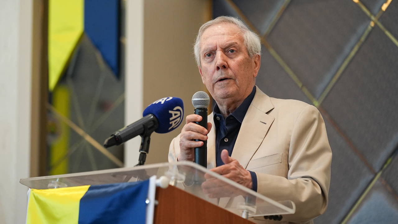 Aziz Yıldırım: UEFA'ya Koyacak Paramız Var, Adalet İstiyoruz