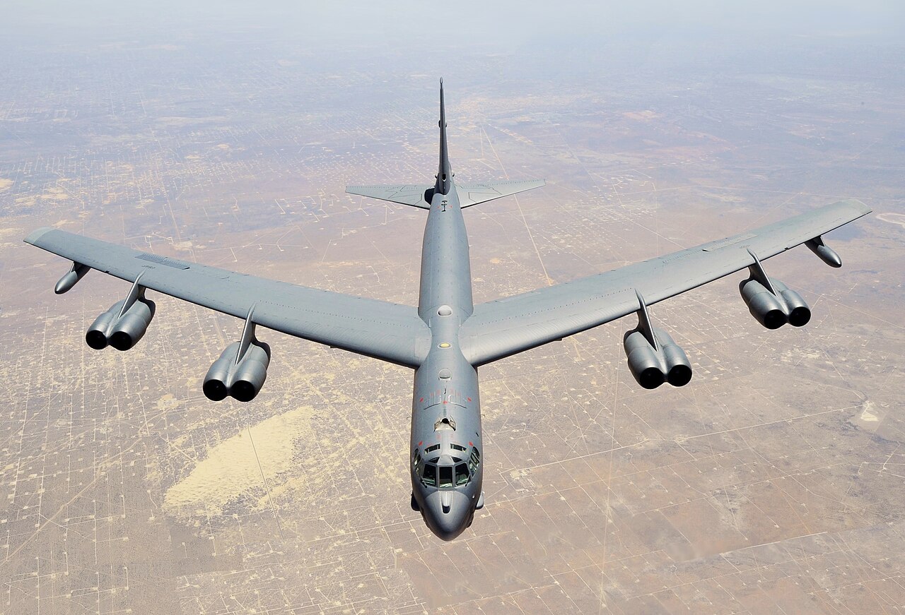 B-52'lere 163 Milyon Dolarlık Modernizasyon: Yeni Bomba Rafı Sistemi