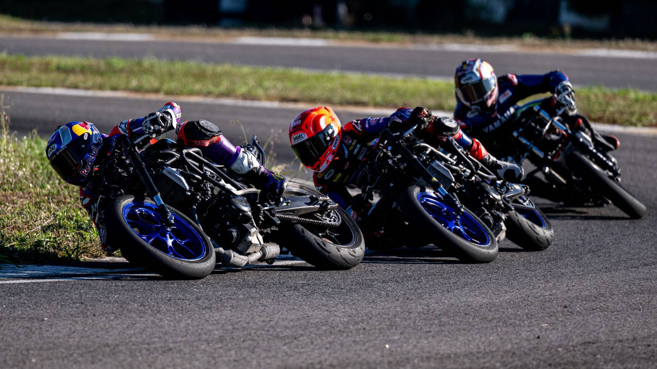 Bahattin Sofuoğlu Superbike'ta Tarihi Podyumları Hedefliyor