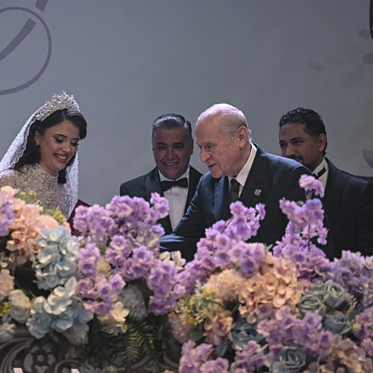 Bahçeli, Çelik Çiftinin Nikah Şahidi Oldu