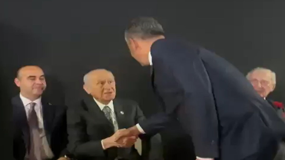Bahçeli ve Özel Koç Resepsiyonunda Bir Araya Geldi