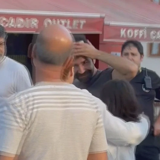 Bahçelievler'de Balkon Çökmesi: Kopan Parçalar Yayanın Başına Düştü