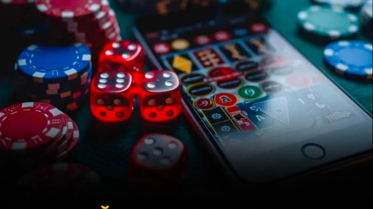 Bahis Bağımlısı Ataşe Yardımcısı Konsolosluk Kasasından 180 Bin Doları Kumar Kaybetti