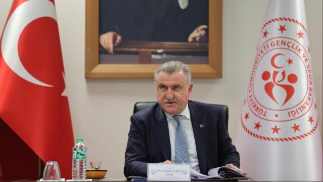 Bakan Bak: Hiçbir forma, çocuğumuzun kalbinden kıymetli değildir