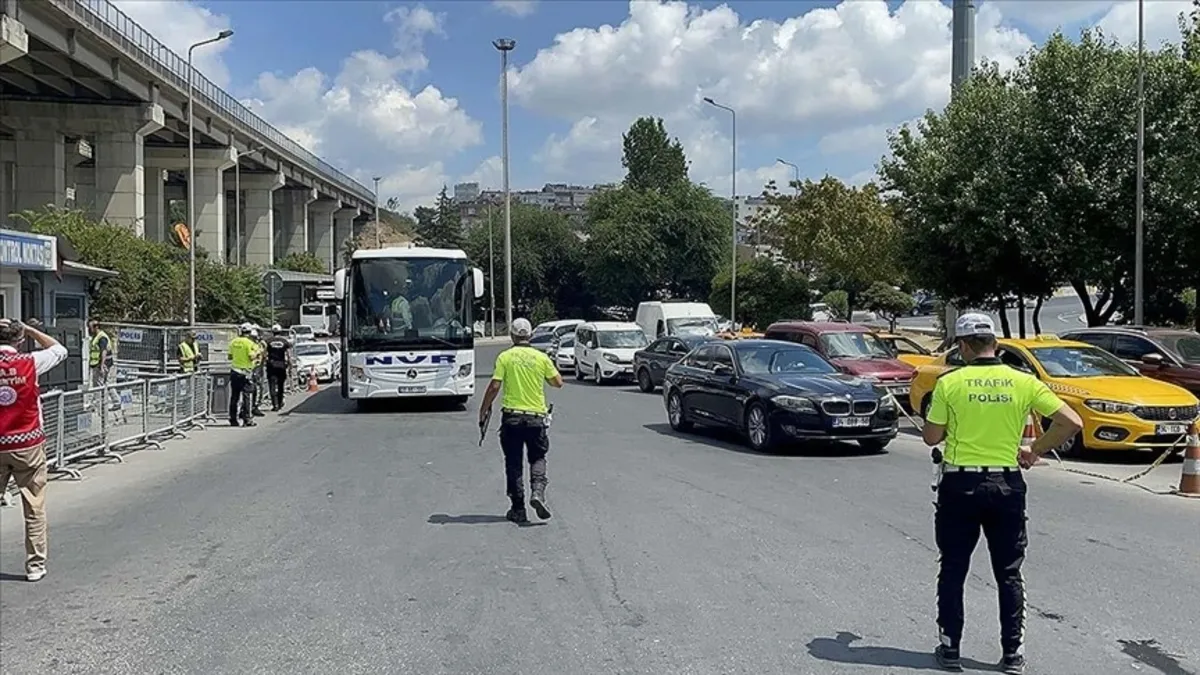 Bakan Çiftçi: Bayramda Hasret Taşıyan Türkiye'nin Yanındayız