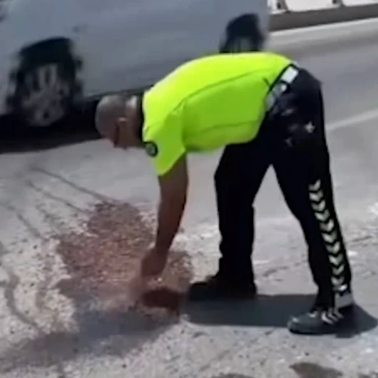 Bakan Çiftçi'den Hatay'da görevli polise teşekkür