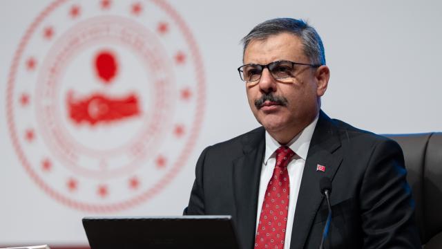 Bakan Çiftçi: Tribünlerde Holiganizme Asla Geçit Yok