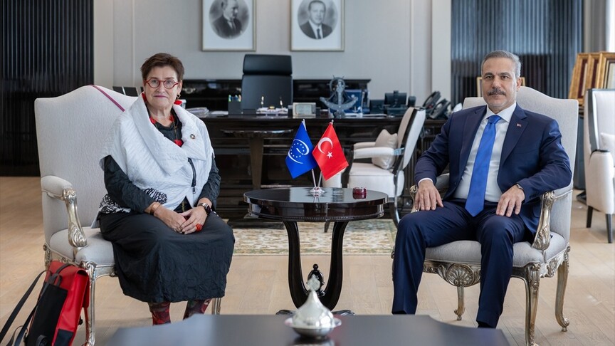Bakan Fidan, AKPM Başkanı Bayr ile Ankara'da görüştü