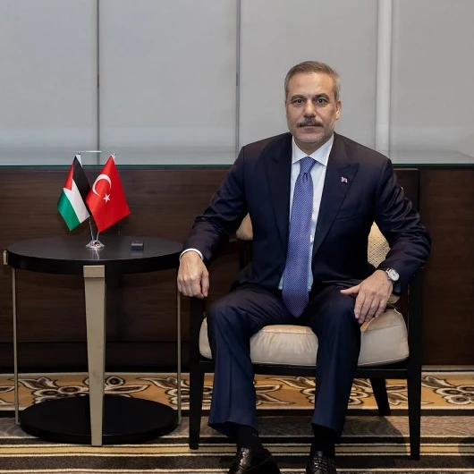 Bakan Fidan, Filistinli mevkidaşı Şahin ile İstanbul'da görüştü