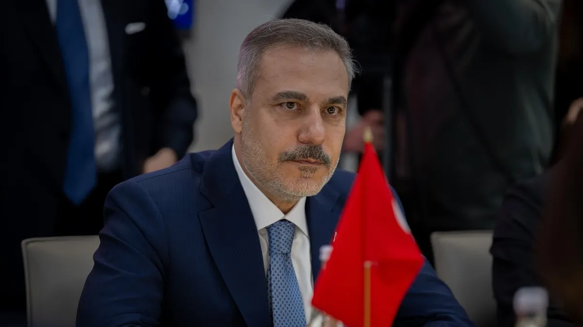 Bakan Fidan, Kahire'de Türkiye-Mısır-Pakistan-Suudi Arabistan toplantısına katılıyor