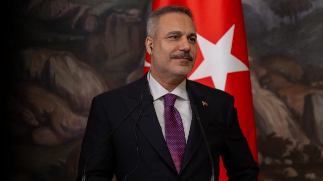 Bakan Fidan'ın yoğun diplomasi trafiği: Pakistan ve Mısır'la kritik görüşmeler