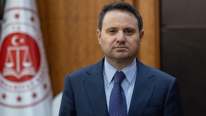Bakan Gürlek: 8 İlde Şeker Operasyonu: 25 Şirket, 47 Şüpheli