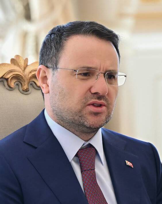 Bakan Gürlek'ten Spor Güvenliği Mesajı: Suçlarla Mücadele Kararlılığı