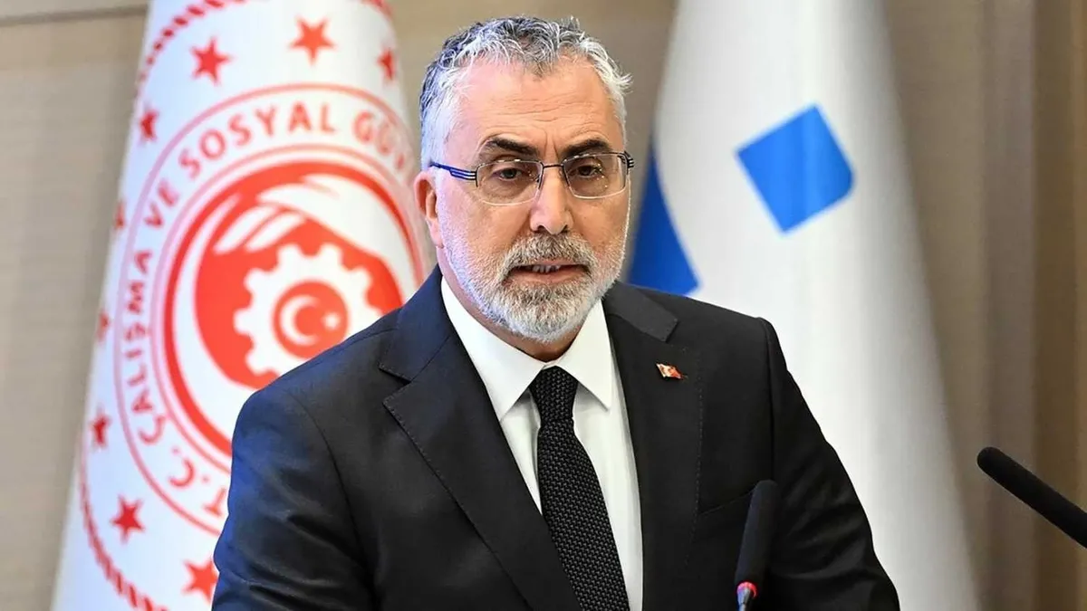Bakan Işıkhan'dan en düşük emekli maaşı açıklaması! Milyonların gözü enflasyonda
