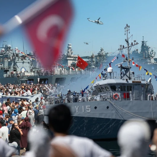 Bakan Kacır: TF-2000 ve Milli Uçak Gemisi İçin Geri Sayım Başladı