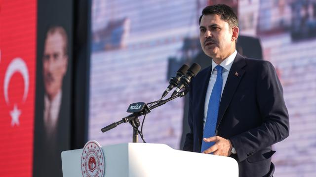 Bakan Kurum: Fethiye Körfezi'nde 16 Milyon Metreküp Dip Çamuru Temizlenecek