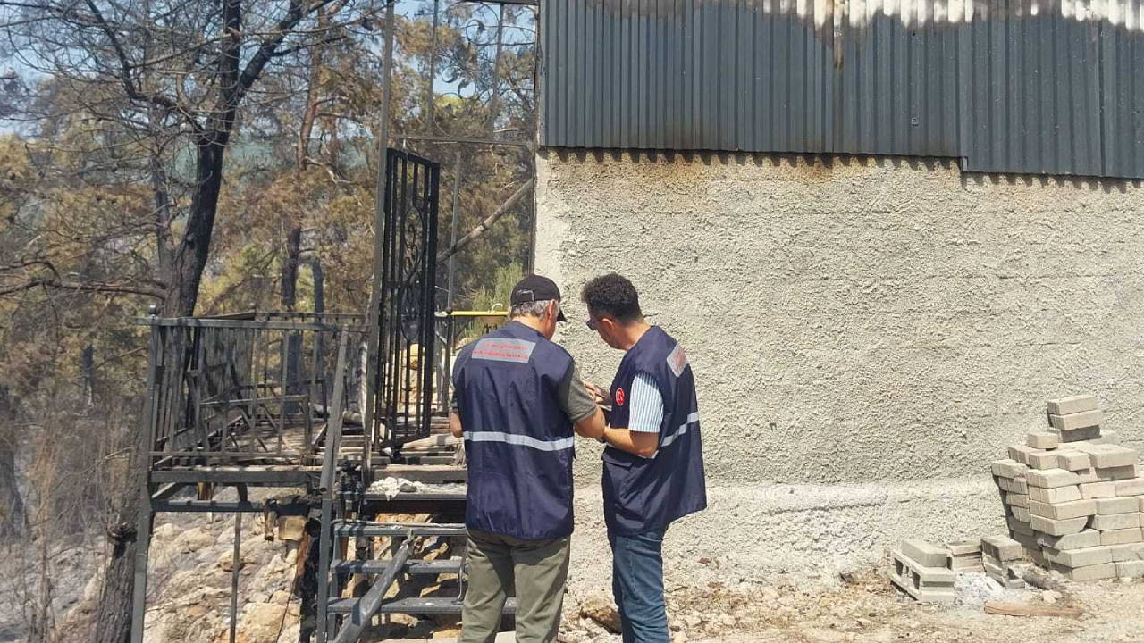 Bakan Kurum: Yangınlarda 65 Bağımsız Bölüm Ağır Hasar Gördü veya Yıkıldı