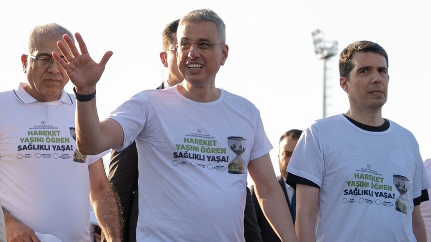 Bakan Memişoğlu: Bir ay sahada olacağız, vatandaşın hareket yaşını ölçeceğiz