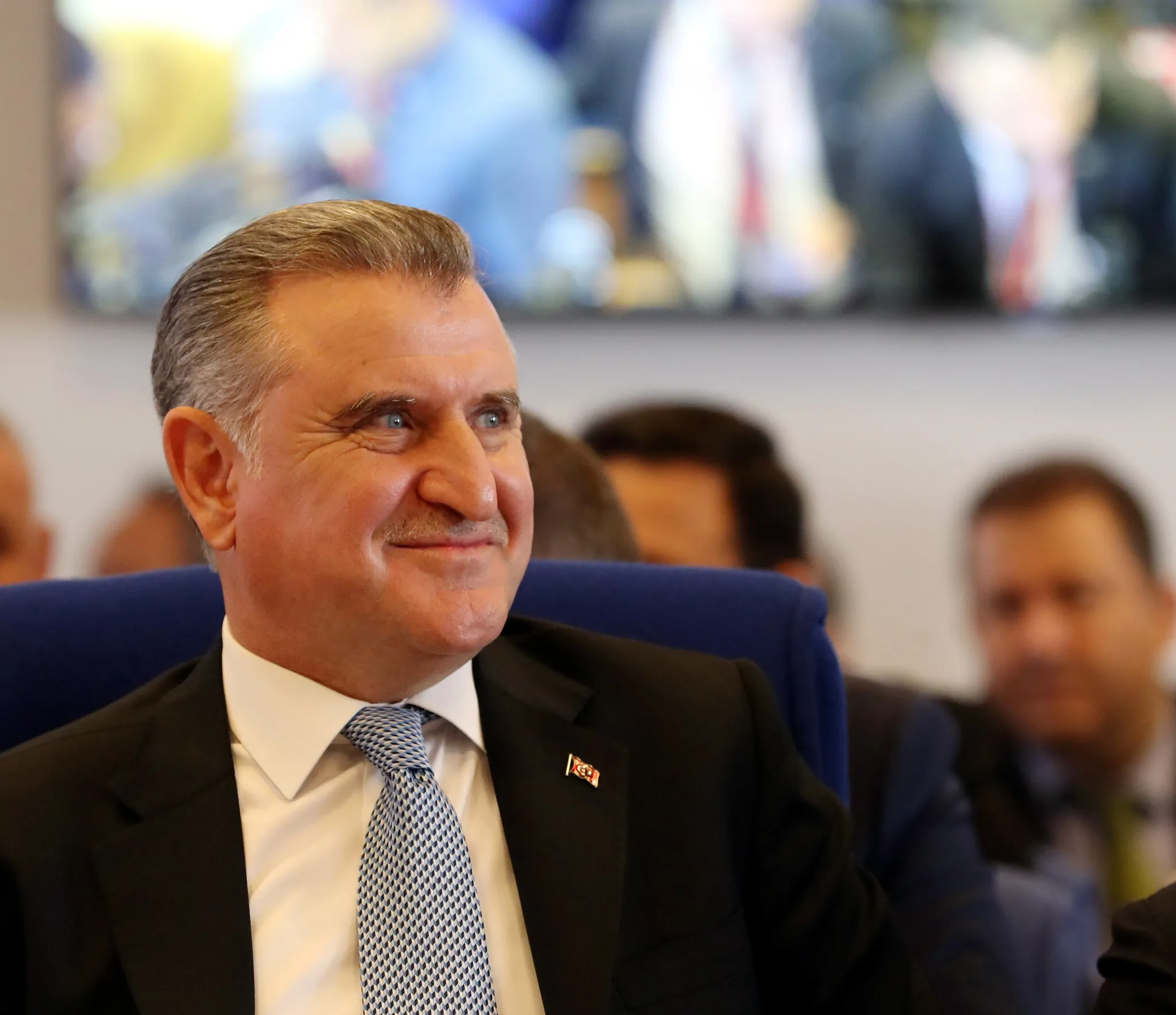 Bakan Osman Aşkın Bak'tan Fransa maçı sonrası milli takıma destek: 'Bu çocuklar iyi işler yapacak