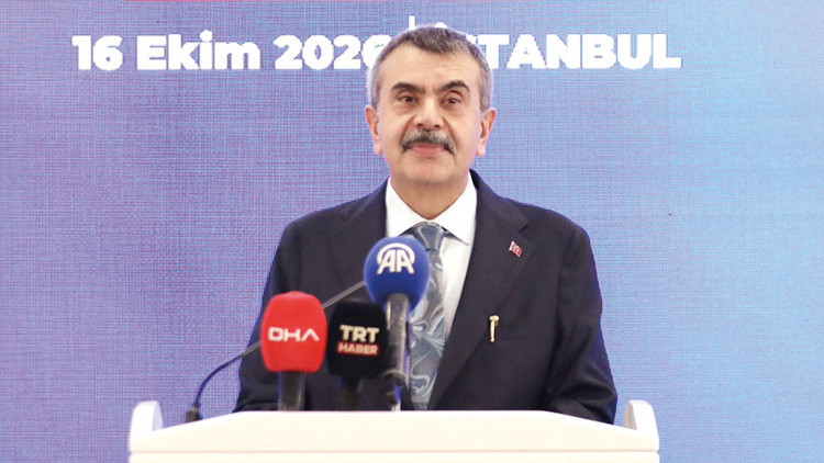 Bakan Tekin: 100 Öğrenciden 45'i Meslek Lisesi Seçiyor