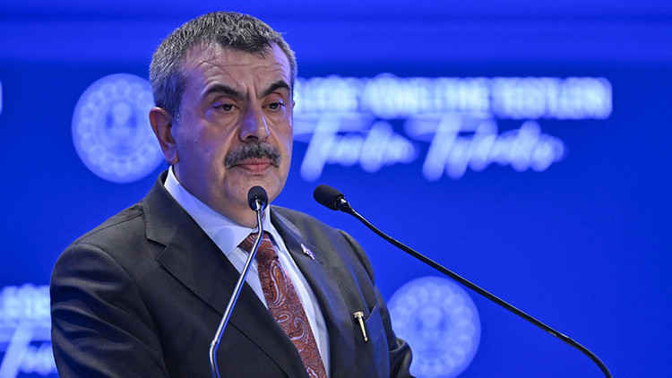 Bakan Tekin: 750 bin sınıfta ders yapıldı, dünyaya örnek altyapı