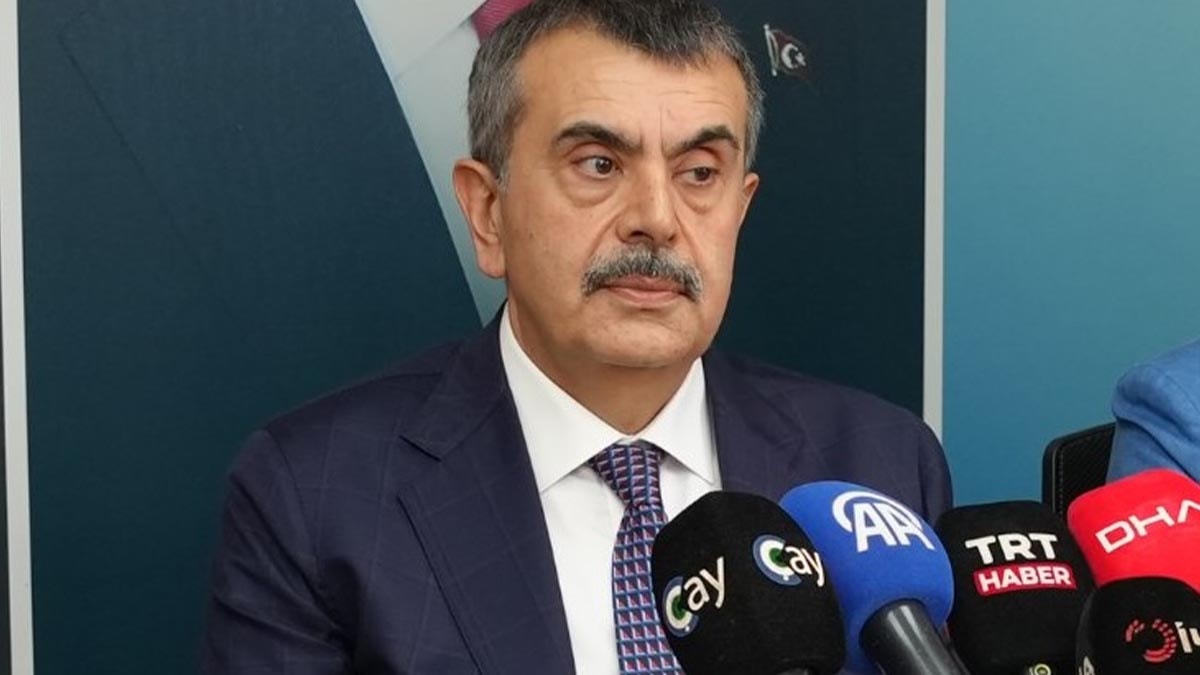 Bakan Tekin: Kurtuluş Savaşı değil, Milli Mücadele