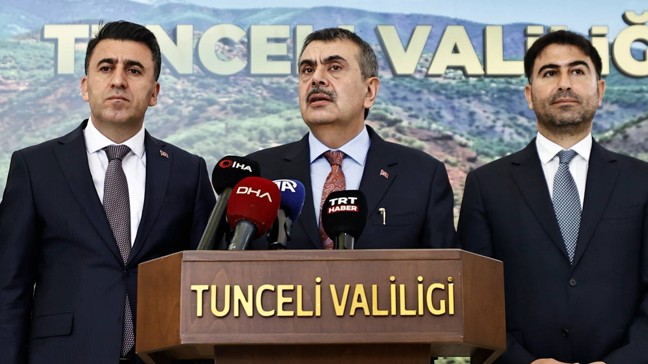 Bakan Tekin: Tunceli'de öğrenci sayısı hızla düşüyor