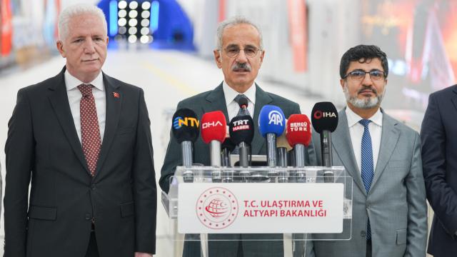 Bakan Uraloğlu: Dünyanın en uzun metro hatlarından biri tamamlandı