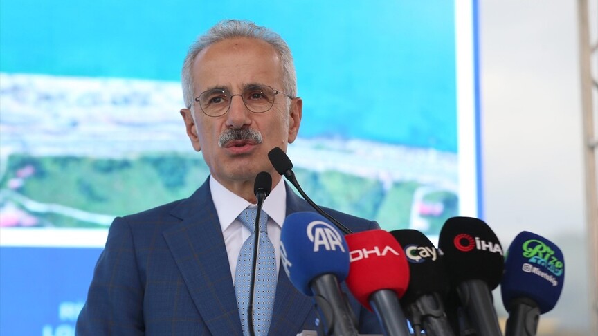 Bakan Uraloğlu: İyidere Lojistik Limanı'nda Yüzde 82 Fiziki Gerçekleşme