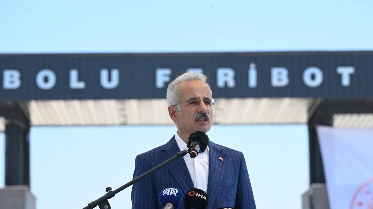 Bakan Uraloğlu: Türkiye deniz ticaretinde dünyada 10. sırada