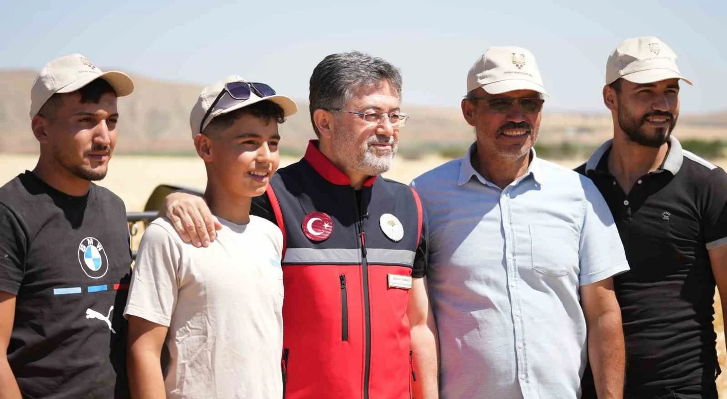 Bakan Yumaklı: Tarımda tüm zamanların rekorunu kırıyoruz
