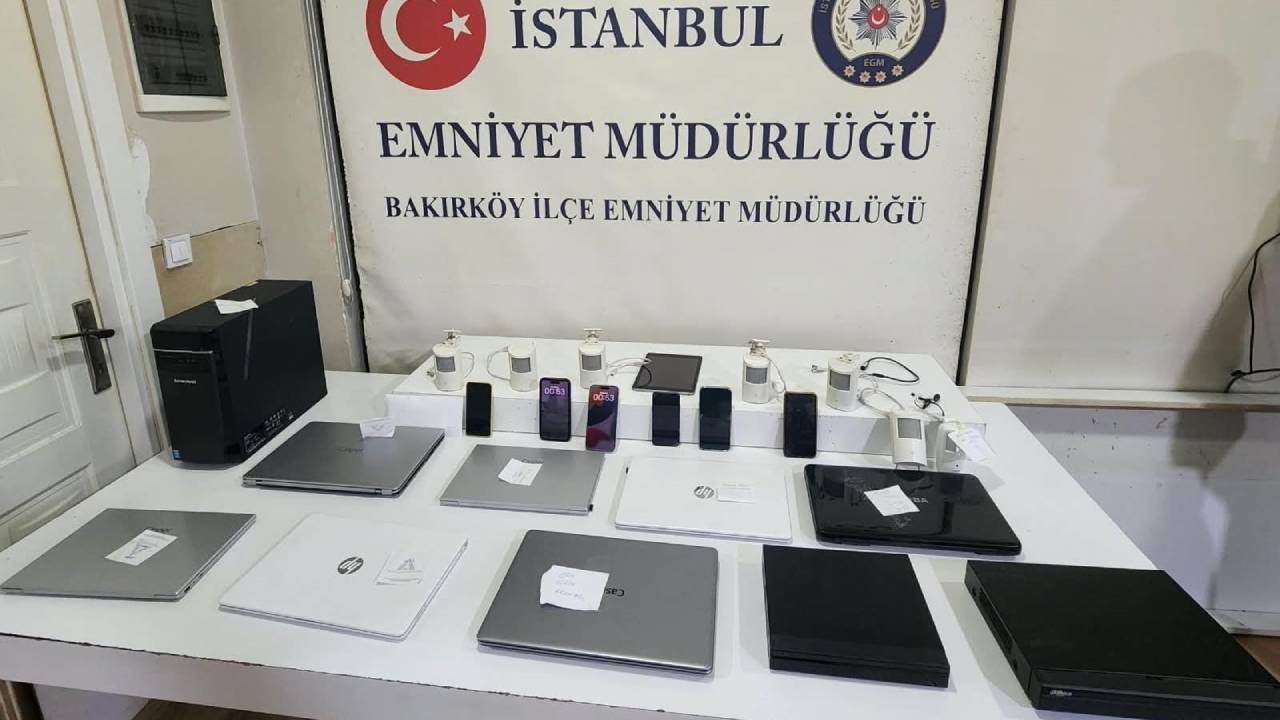 Bakırköy'de güzellik merkezinde gizli kamera skandalı: 3 gözaltı