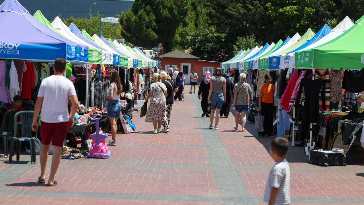 Bakırköy'de ikinci el ürünlere yoğun ilgi: YenidenFest 2. kez düzenlendi