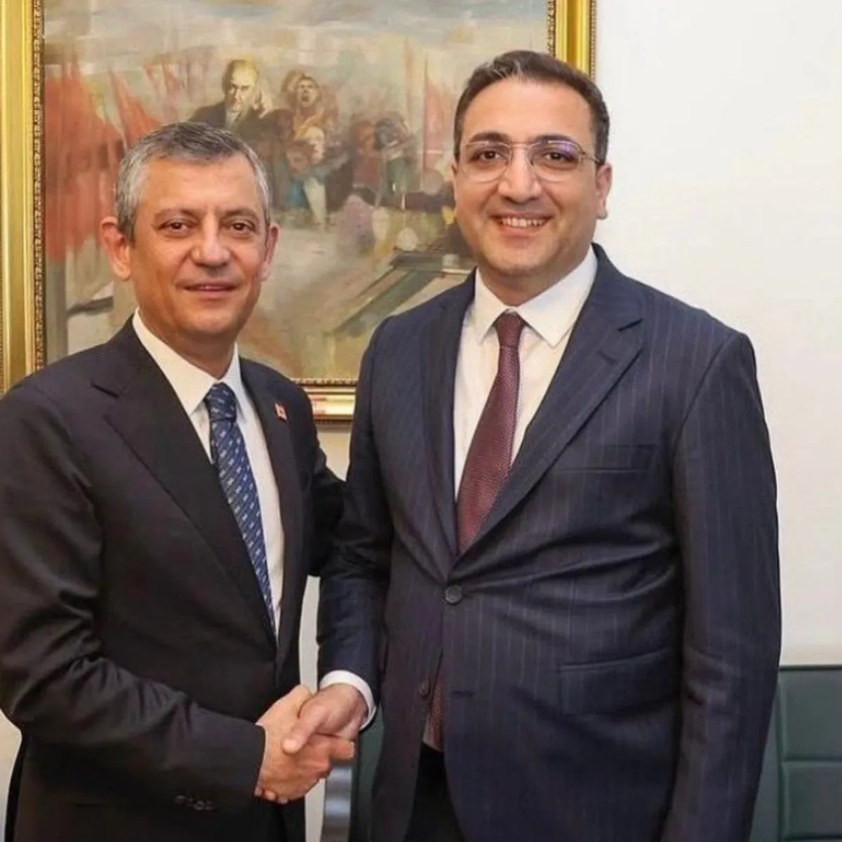 Balçova Belediye Başkanı Onur Yiğit rüşvet soruşturmasıyla görevden alındı