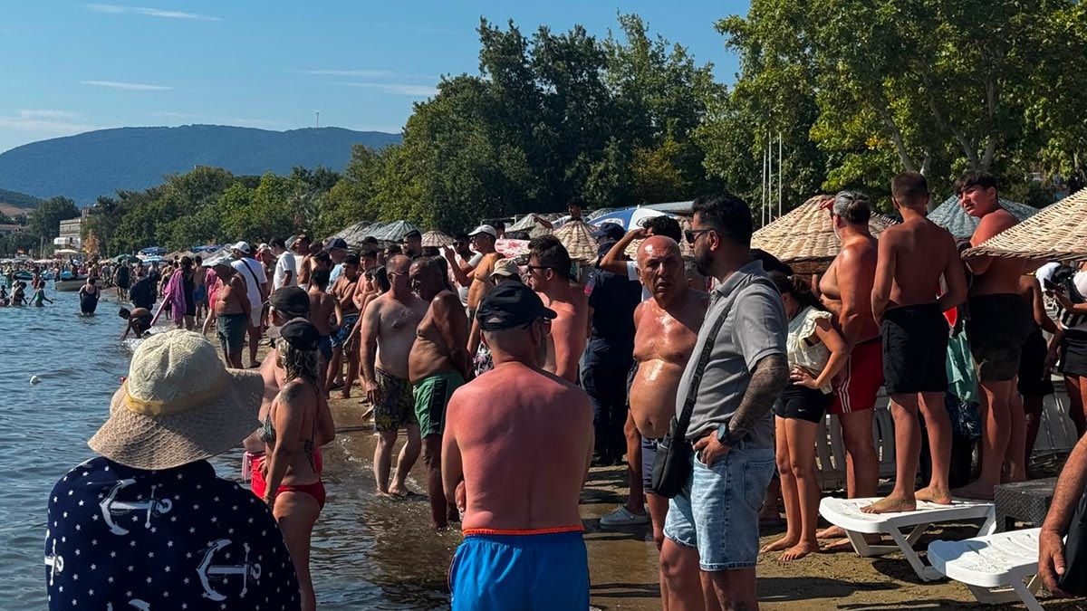 Balıkesir Erdek'te Denizde Erkek Cesedi Bulundu