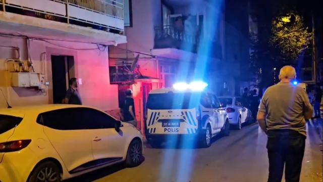 Balıkesir'de Kardeşler Arasında Bıçaklı Kavga: 1 Ölü, 1 Yaralı