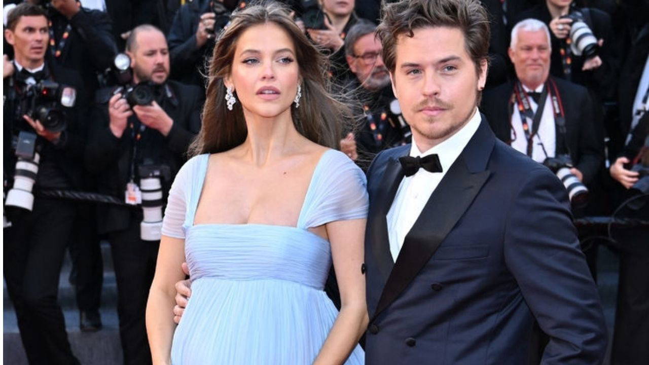 Barbara Palvin ve Dylan Sprouse kız bebek bekliyor