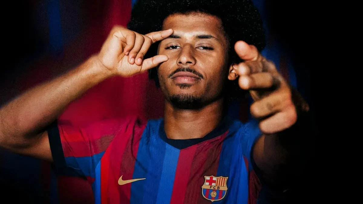 Barcelona, Yıldız Oyuncu Karim Adeyemi'yi Transfer Etti
