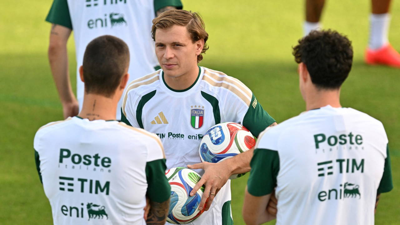 Barella'dan Hakan Çalhanoğlu açıklaması: 'Onun eksikliğini hissedecekler ama